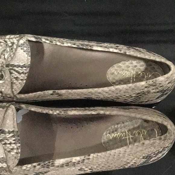 EUC. COLE HAAN Snakeskin Penny Loafer Shoes Slip On - Picture 5 of 9